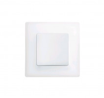 Выключатель белый 1-клавишный