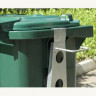 Навеска-держатель инвентаря на бак (контейнер) для мусора, 370