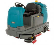 Tennant T12 80C поломоечная машина с сиденьем для оператора, с гелевой батареей